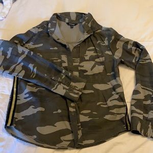 Express. Like new. Small collared snap shirt.